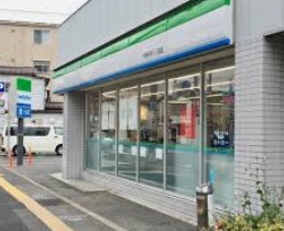 コンビニ　ファミリーマート 十条仲原三丁目店（コンビニ）まで433m