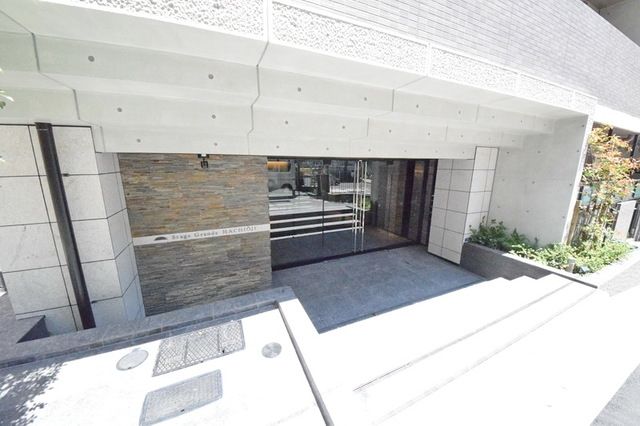 エントランス　★お部屋探しは株式会社タウンハウジング東京まで★