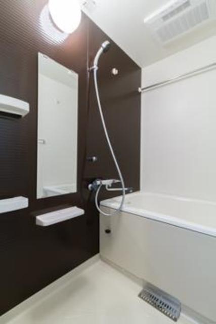 バス・シャワールーム　※写真は同タイプ住戸です。