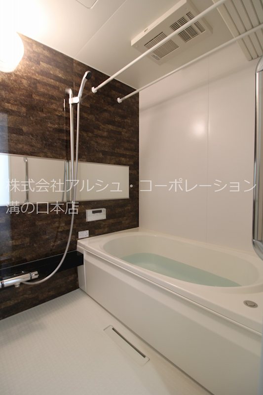 ホヌ プレミアスの風呂写真