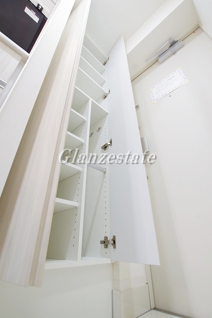 収納　☆収納力豊富なシューズボックス完備☆