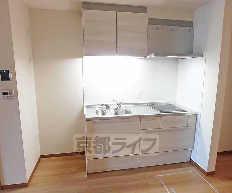 キッチン　２口ＩＨコンロ付きのシステムキッチン！