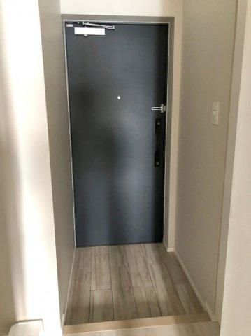 Log初台 ログ初台の玄関写真