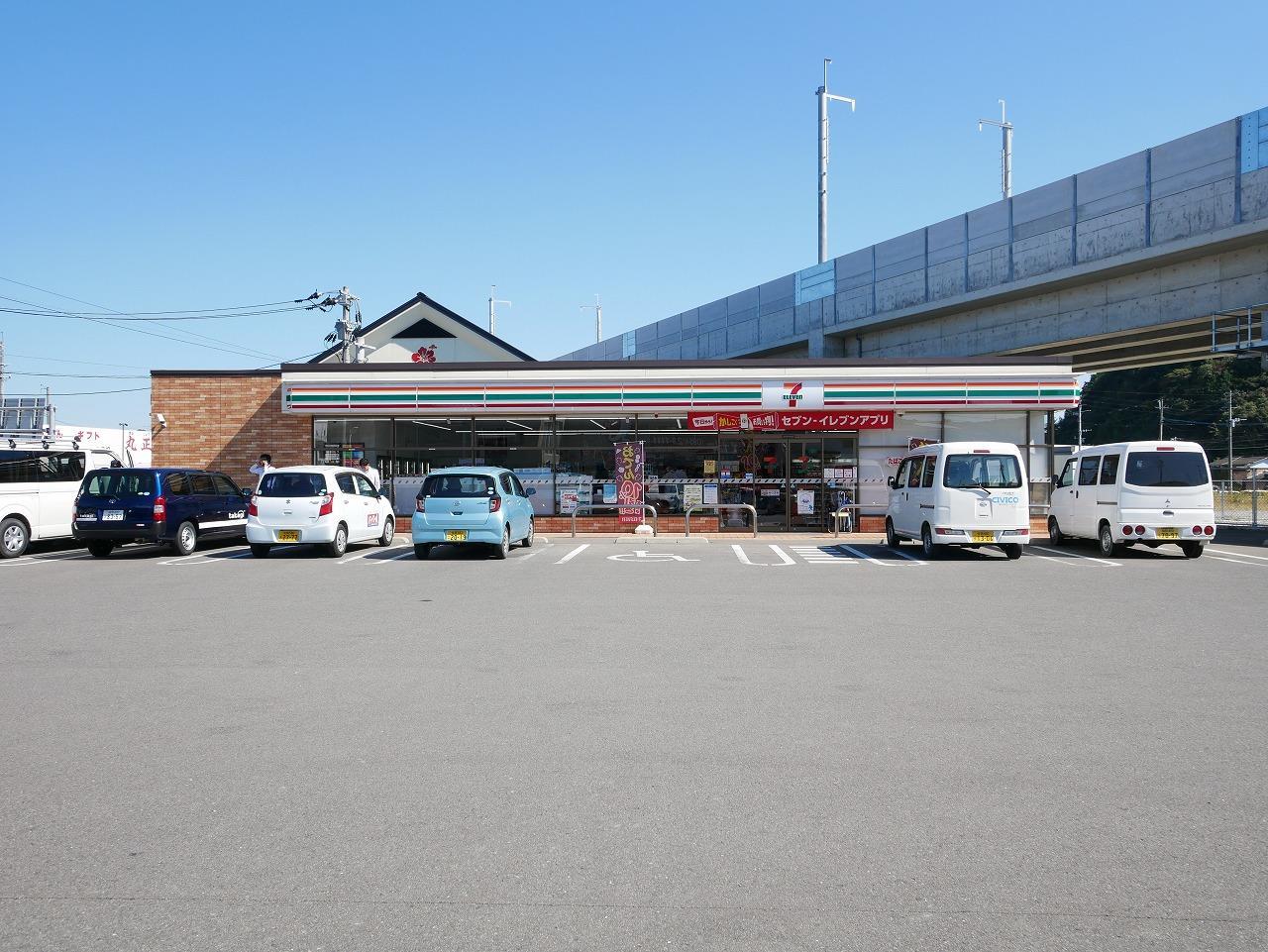 コンビニ　セブンイレブン武雄西山店（コンビニ）まで274m