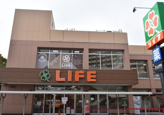 スーパー　ライフ東向島店（スーパー）まで387m