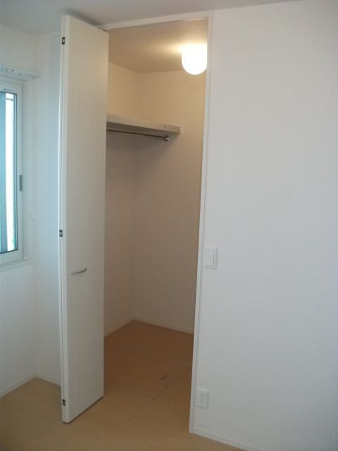 収納　同タイプ部屋写真