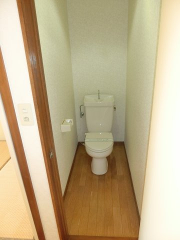 ニューライトマンションのトイレ写真