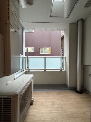 バルコニー　参考写真：別部屋タイプ