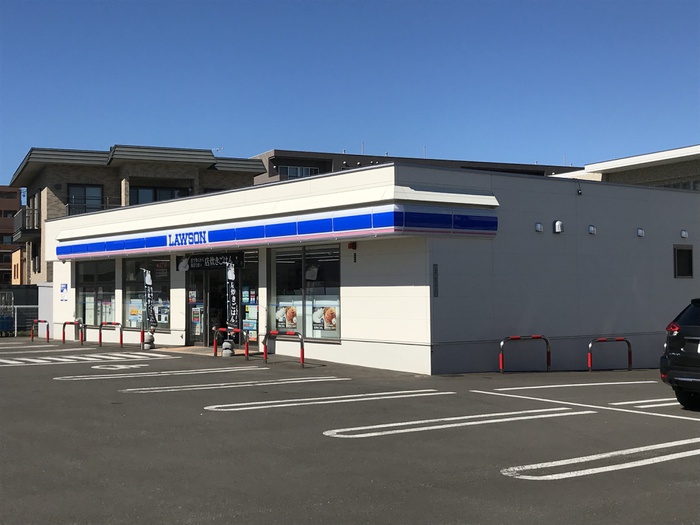 コンビニ　ローソン　札幌月寒西1条店（コンビニ）まで400m