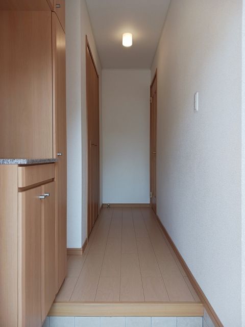ターナリー伊倉IIIの玄関写真