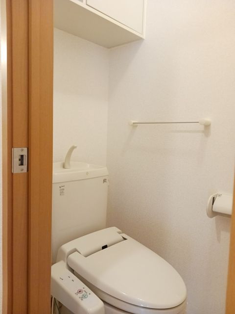 ターナリー伊倉IIIのトイレ写真