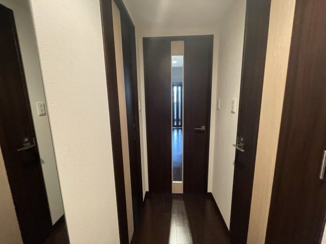 その他部屋・スペース　(参考)同マンション反転他部屋の写真