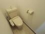 トイレ　温水シャワー付きトイレです
