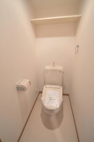 トイレ　清潔感のあるトイレです。