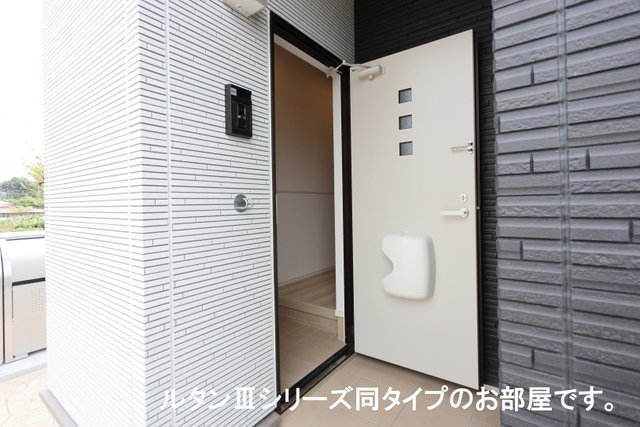玄関　シンプルで使いやすい玄関です