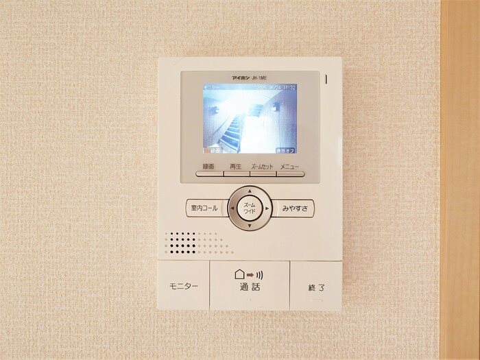 セキュリティ　来訪者の姿を確認できます。