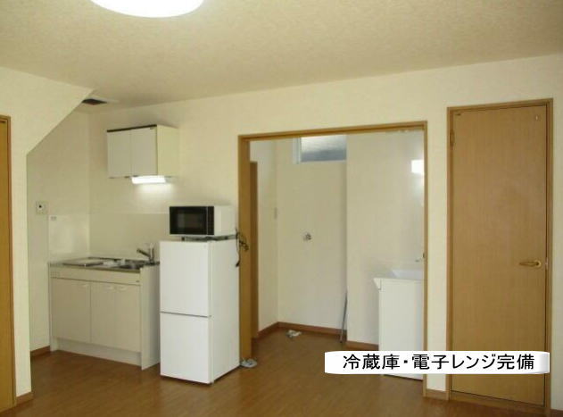 ジュネスクリエイトJの居間写真