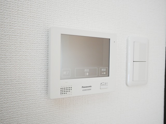セキュリティ　防犯面に配慮したＴＶモニターホン付きです！