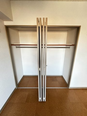 ＪＲ総武線 千葉駅 徒歩4分 7階建 築30年の内装写真