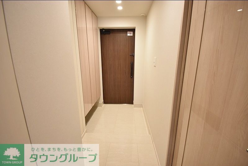 玄関　お問合せは(株)タウンハウジングレジデンス事業部　赤坂店・…