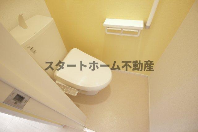 トイレ　落ち着いたトイレです