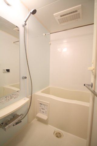バス・シャワールーム　（別タイプ参考写真）コンシェリア駒込ＥＡＳＴ　北区中里1