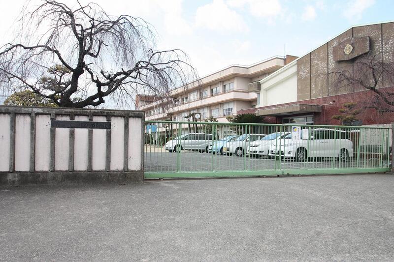 小学校　星の宮小学校（小学校）まで706m