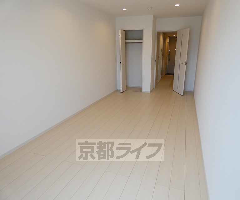 居室・リビング　９．９帖の大きな１Ｋのお部屋です。