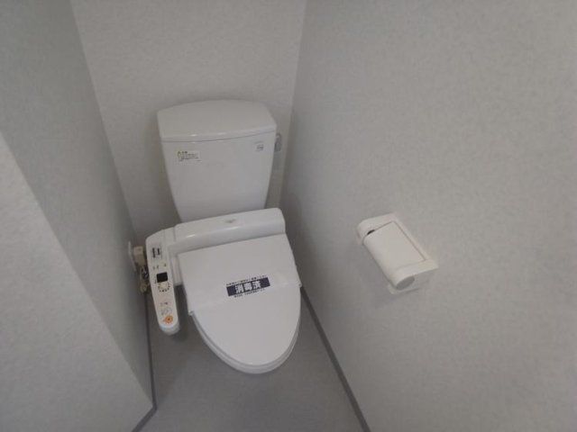 トイレ　※同タイプ別室です※