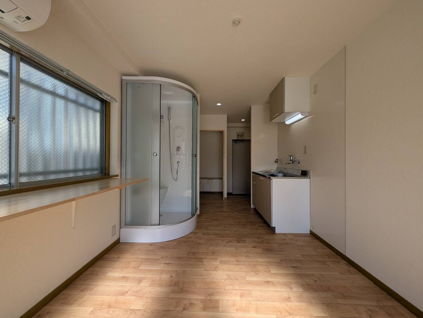 西鉄天神大牟田線 井尻駅 徒歩7分 3階建 築40年の内装写真