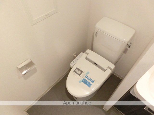 地下鉄中央線 森ノ宮駅 徒歩3分 14階建 築14年のトイレ写真