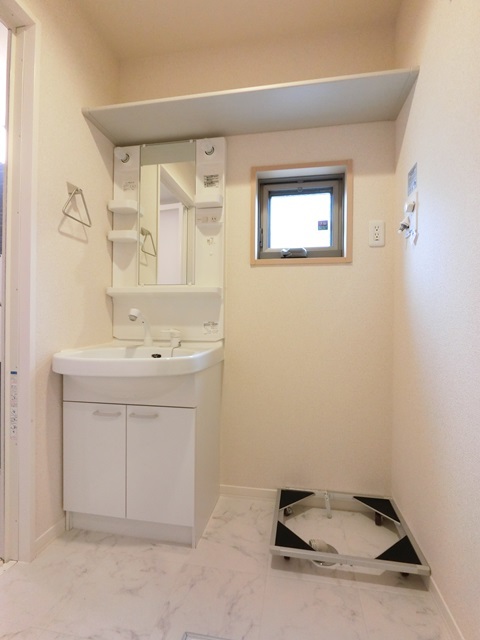 洗面設備　※写真は同タイプのお部屋です※