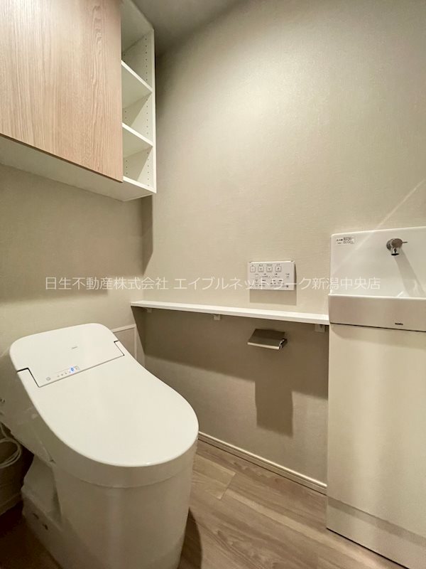 トイレ　同間取り参考写真