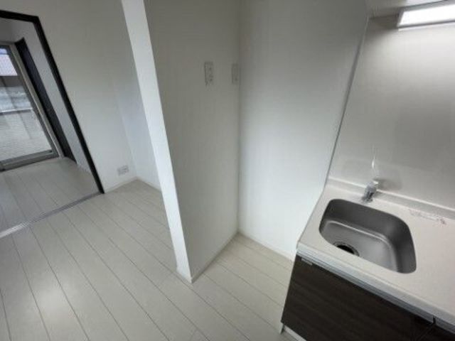 キッチン　同施工主・別部屋参考写真