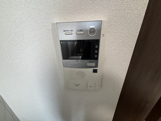 セキュリティ　※別号室の写真です。