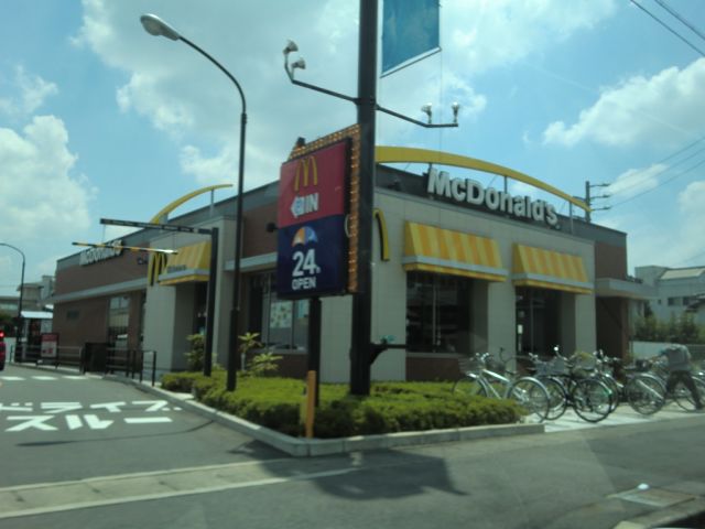 飲食店　マクドナルド（飲食店）まで200m