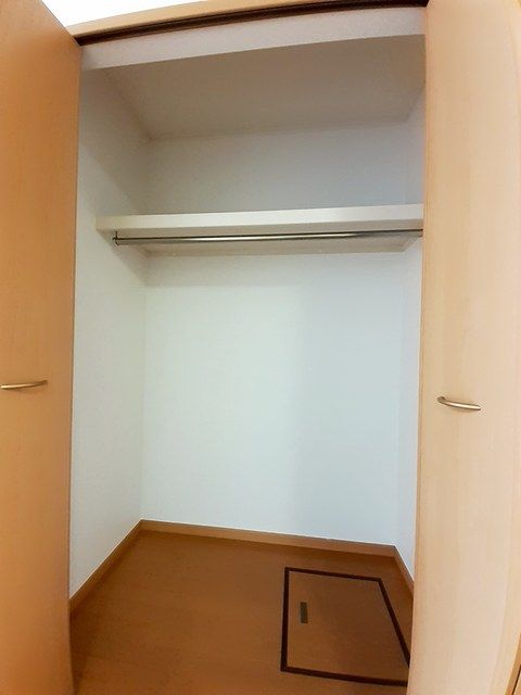 ヴィーヴル スミヨシの内装写真