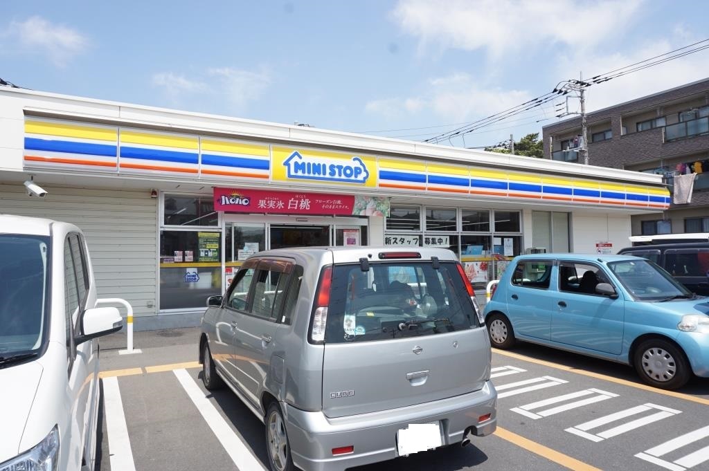 コンビニ　ミニストップ 松戸千駄堀店（コンビニ）まで126m
