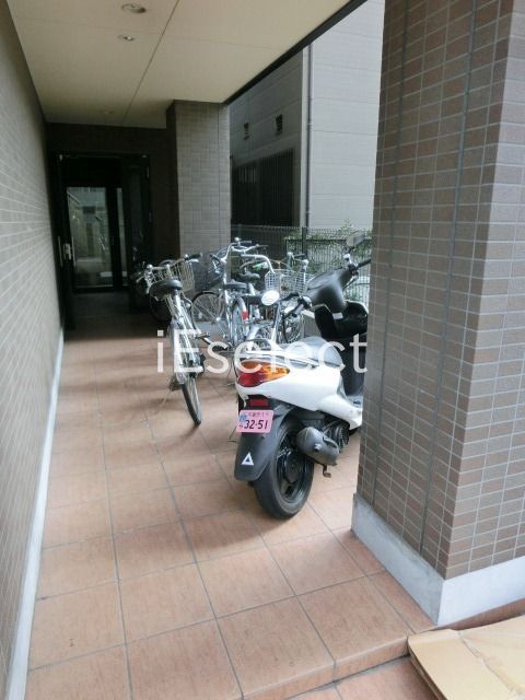 駐車場　敷地内の駐輪スペース
