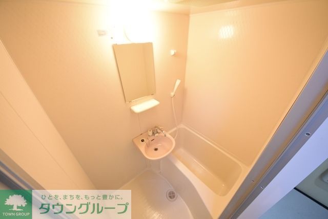 バス・シャワールーム　お問合せはタウンハウジングまで！※現地待合わせ相談可能