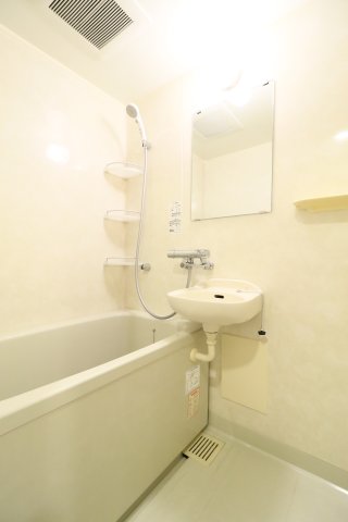 バス・シャワールーム　トウセン南大塚　豊島区南大塚３