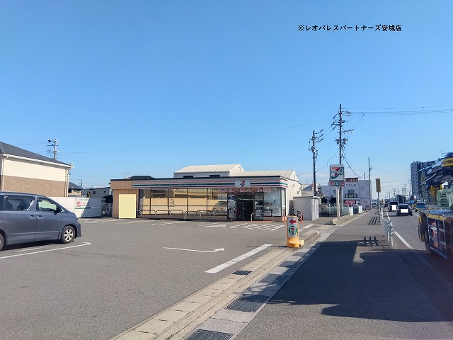 コンビニ　セブンイレブン知立牛田町店（コンビニ）まで1213m
