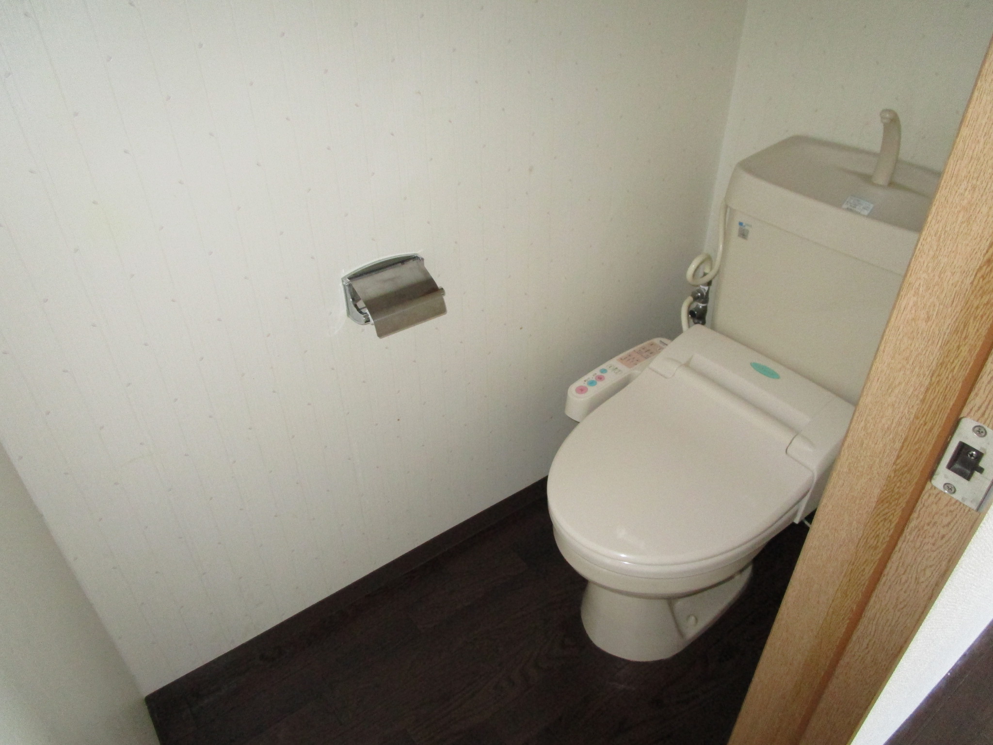 トイレ　あると嬉しい洗浄暖房機能付き