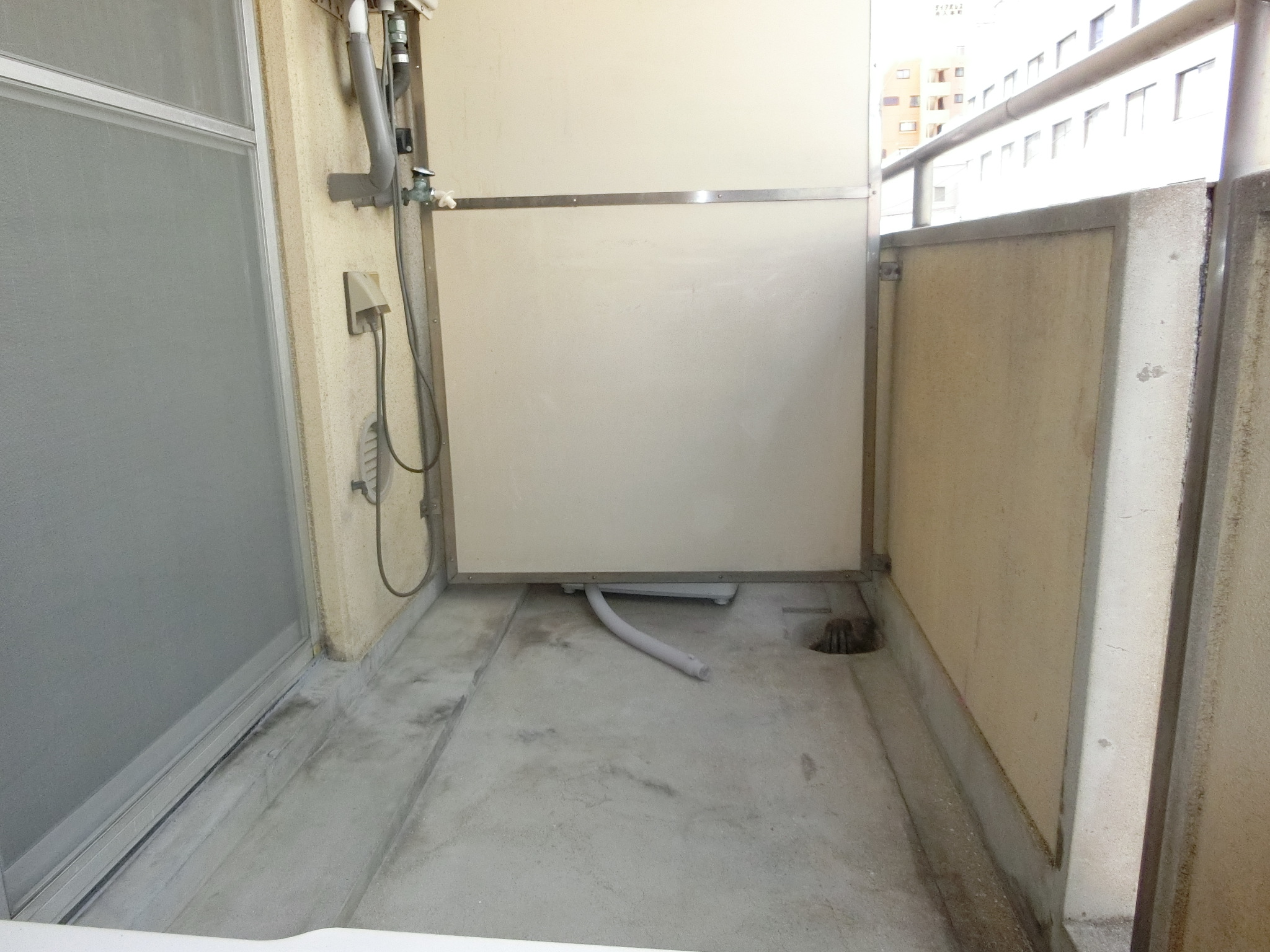 バルコニー　※写真は別のお部屋のものです。現況を優先させて頂きます。