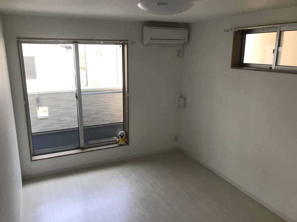 その他部屋・スペース　同マンション反転タイプの写真です。