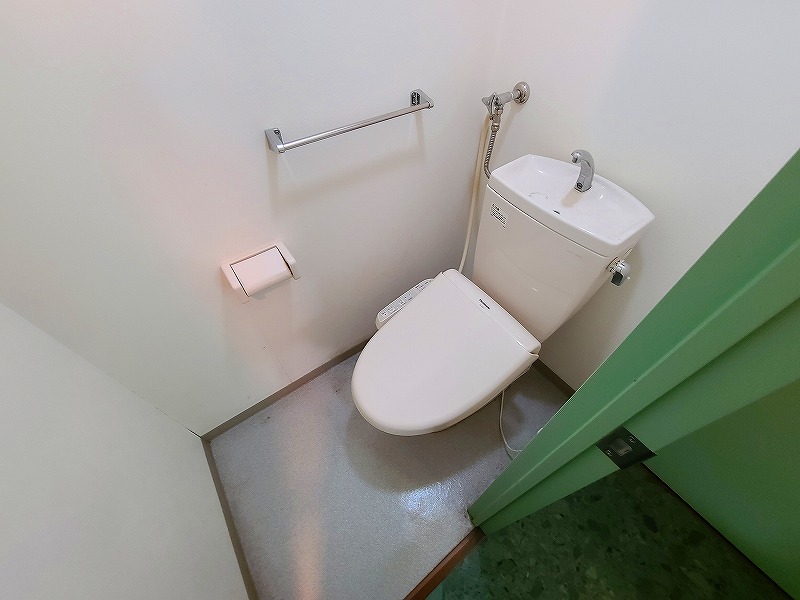 トイレ　人気のウォシュレットが設置されています！！