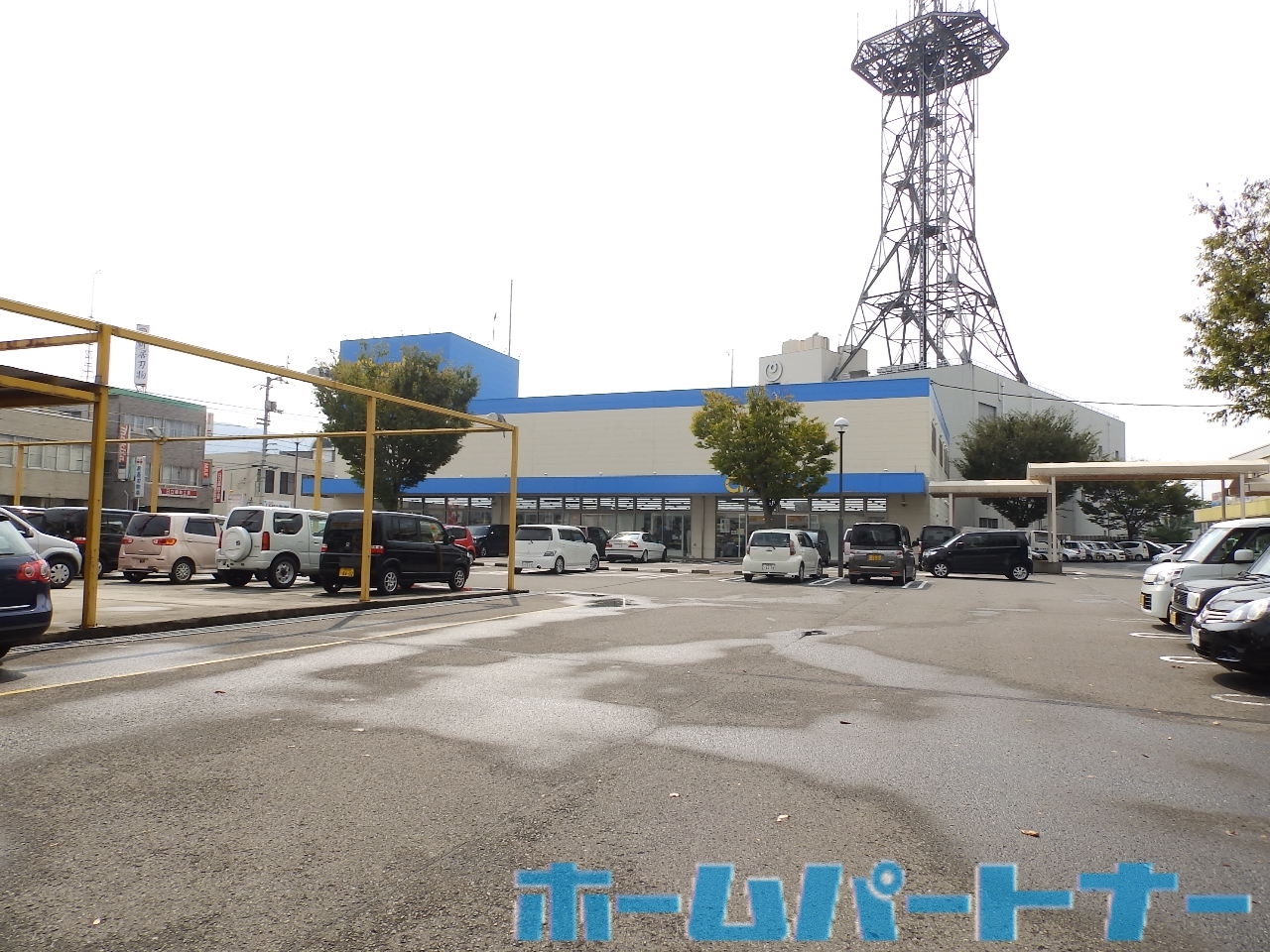 ドラックストア　ドラッグストアチャーリー鴨島店（ドラッグストア）まで641m