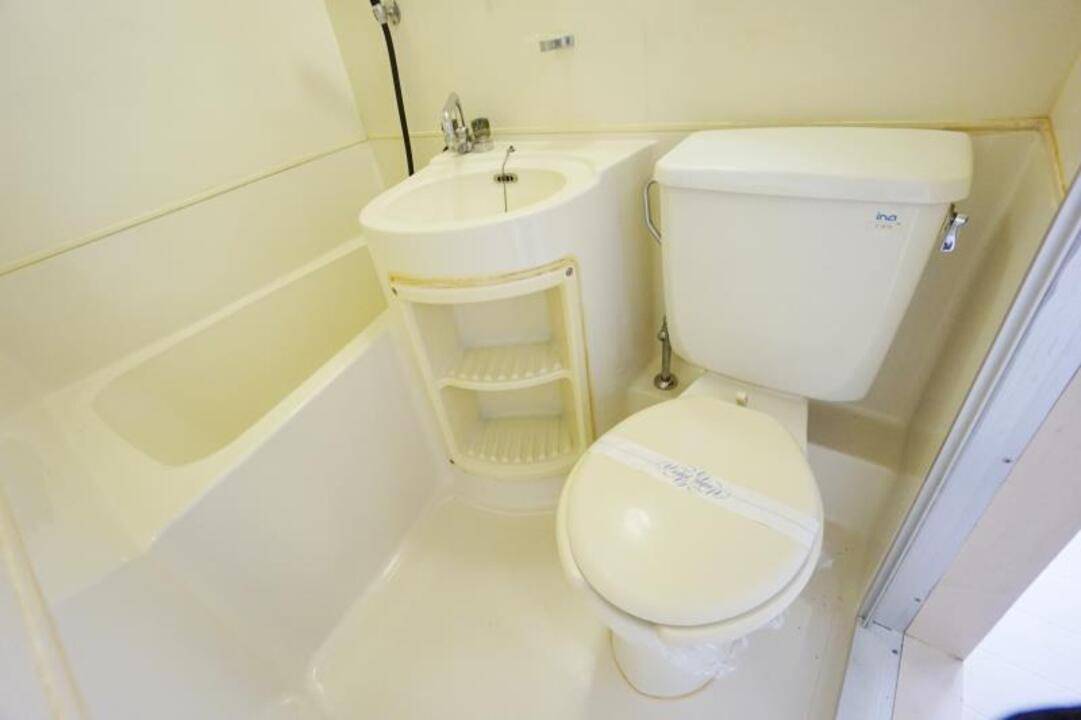 トイレ　トイレ