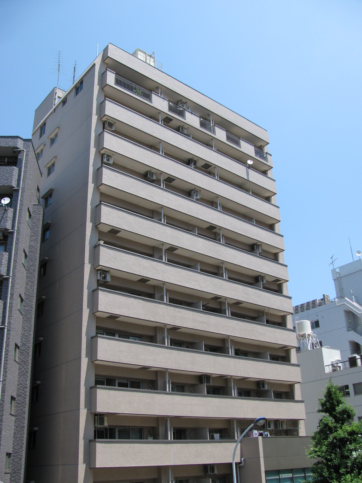 都営三田線 水道橋駅 徒歩4分 築43年