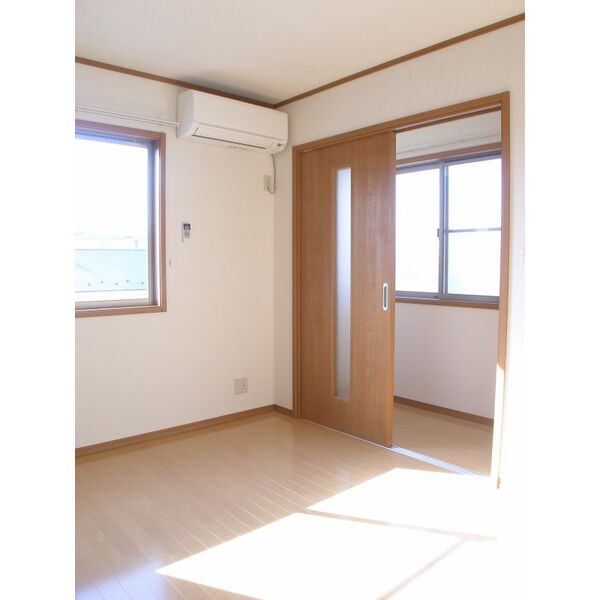 その他部屋・スペース　写真は、別の部屋で同タイプになります。